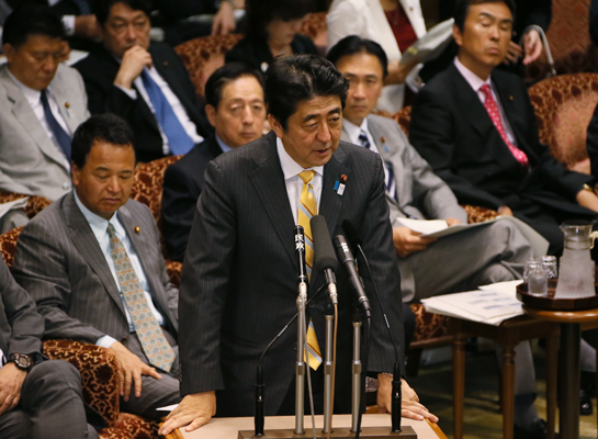 安倍总理出席了参议院预算委员会、参议院全体会议、众议院全体会议。