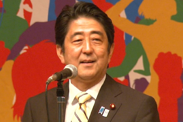 安倍总理在东京都厅出席了“2020年东京奥运会•残奥会申办出征仪式”。