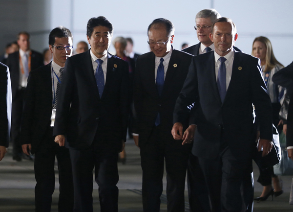 安倍总理出席G20布里斯班峰会。