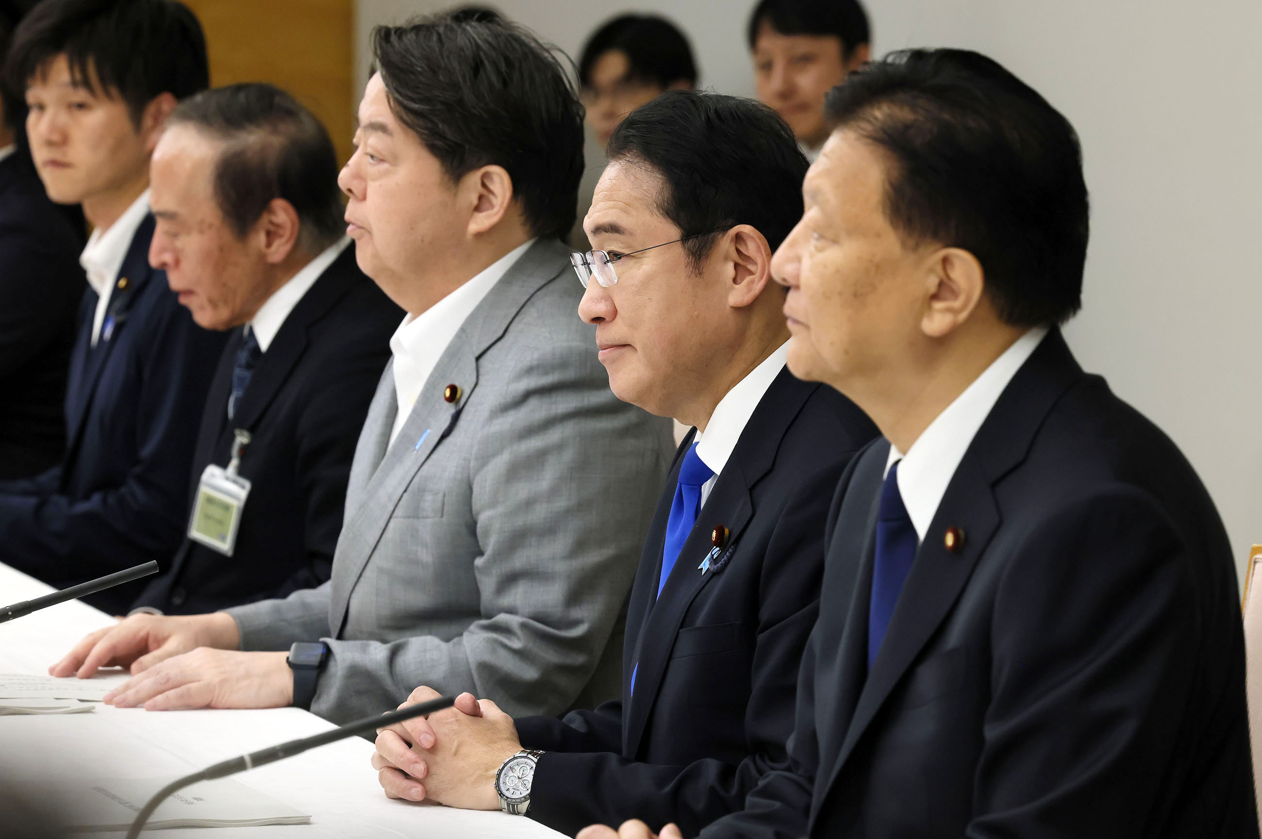 岸田首相出席会议