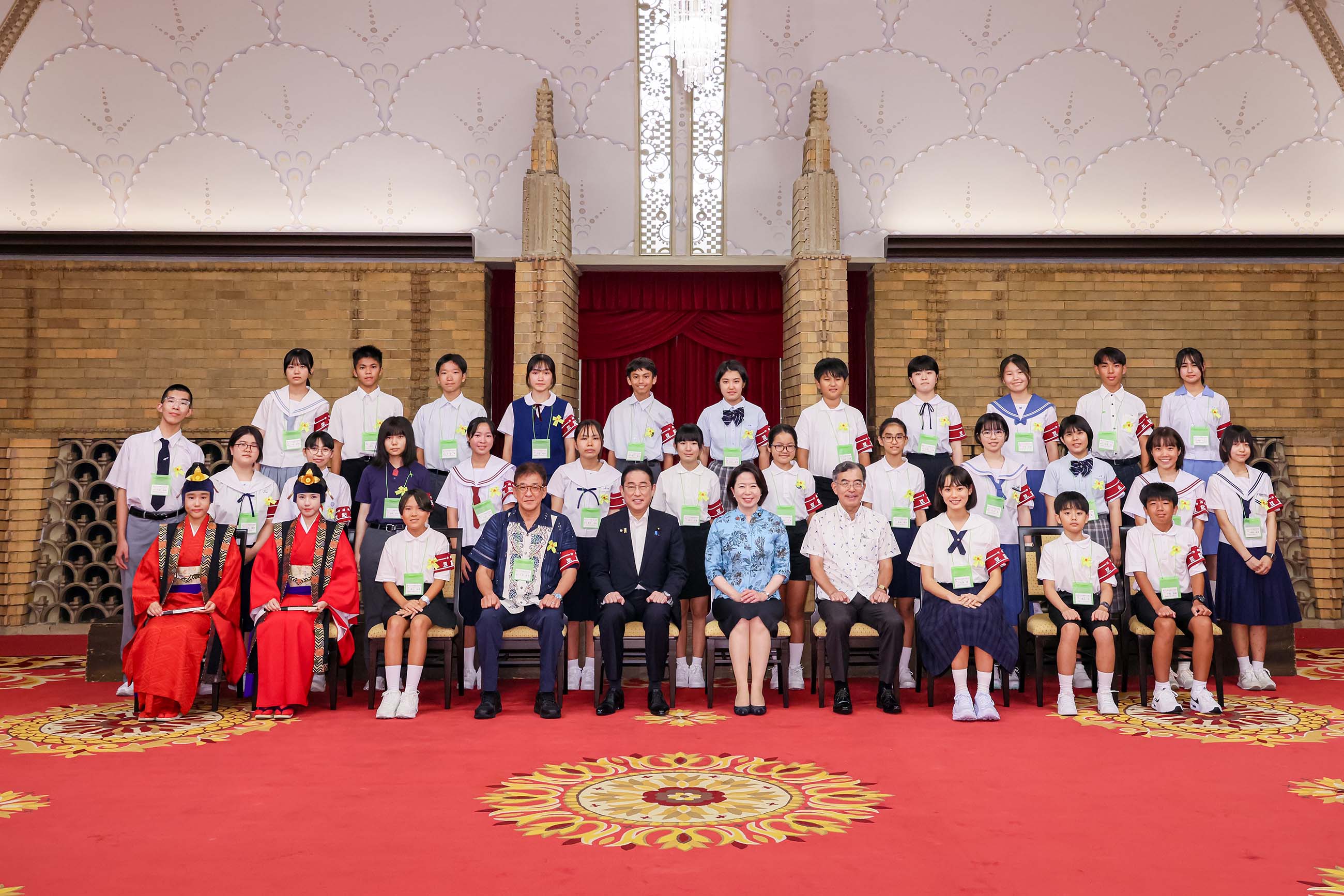 岸田首相接受拜会7