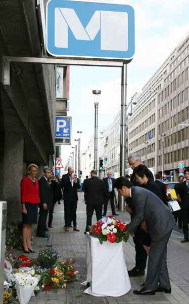 安倍总理访问了比利时王国的布鲁塞尔。