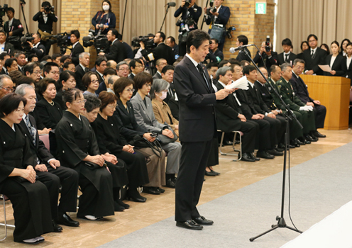 安倍总理访问了熊本县。