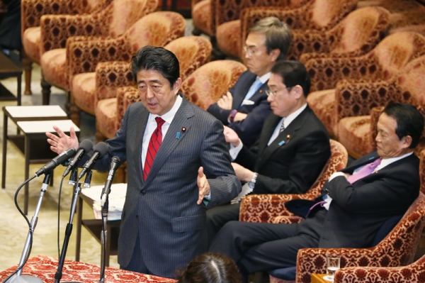 安倍总理出席了众议院预算委员会。