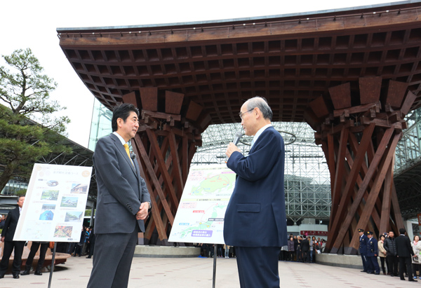 安倍总理访问了石川县和福井县。