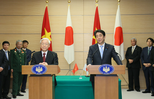 安倍总理在总理大臣官邸举行了日本・越南首脑会谈等。