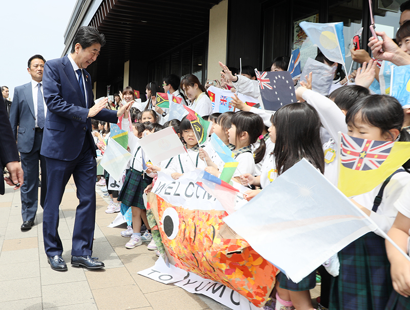 安倍总理出席了在福岛县磐城市举行的第8届太平洋岛国峰会（PALM8）。