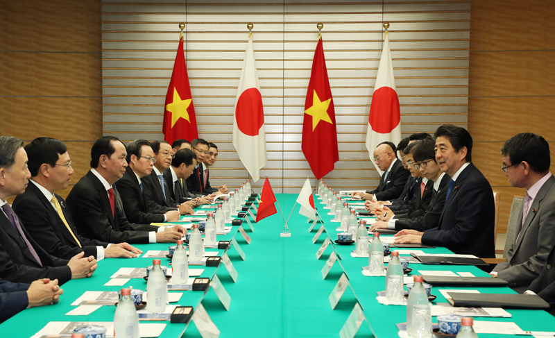 安倍总理在总理大臣官邸举行了日本・越南首脑会谈等。