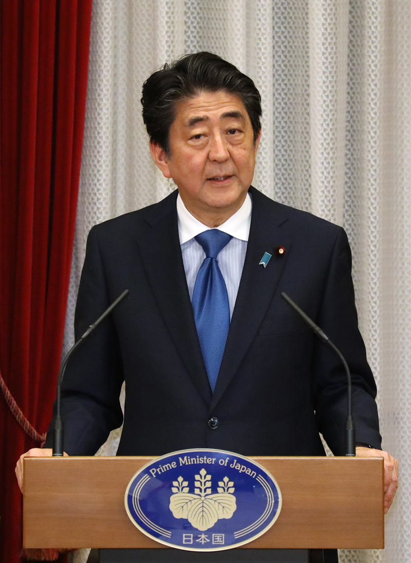 安倍总理在总理大臣官邸举行了日本・越南首脑会谈等。