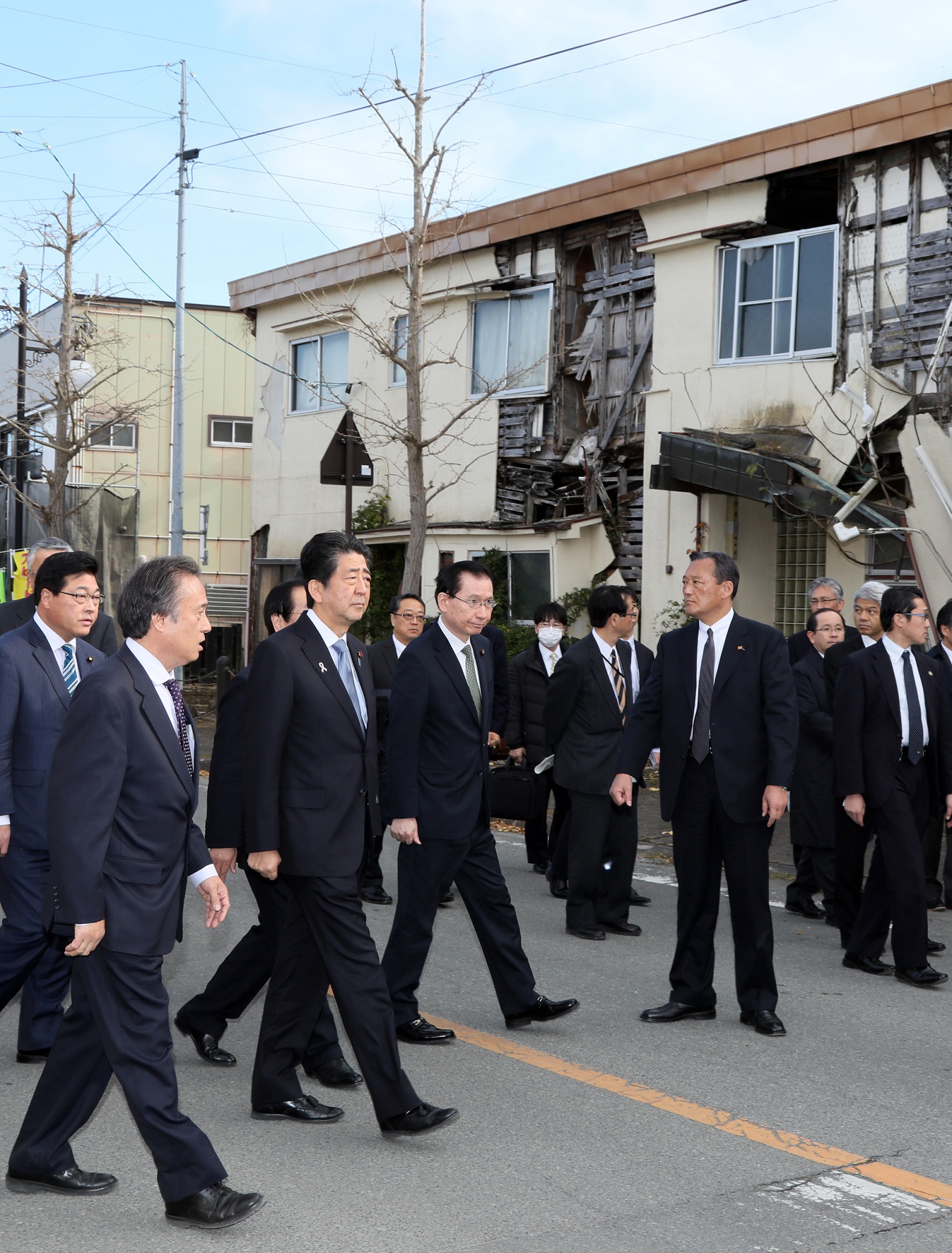 安倍总理访问了福岛县。