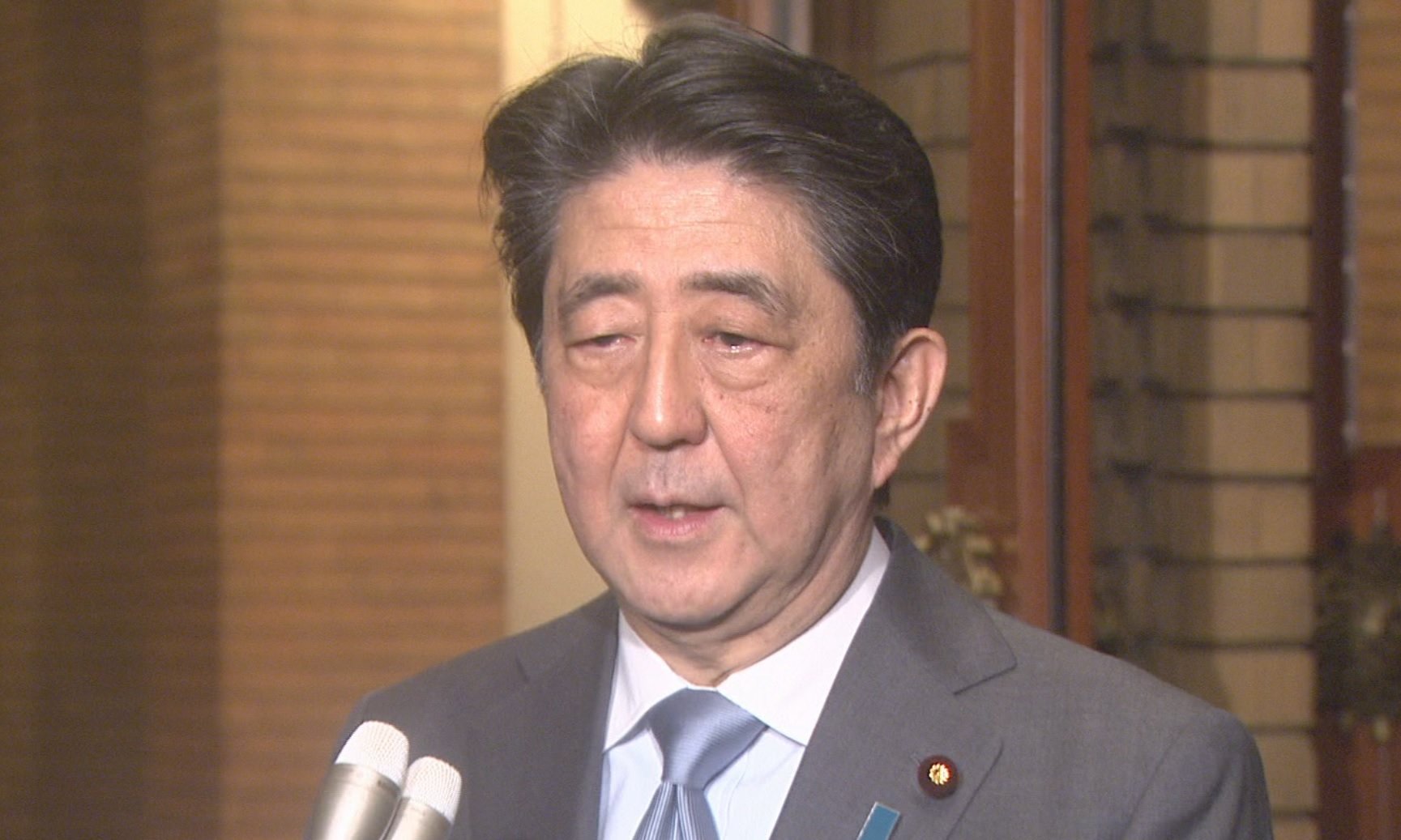 安倍总理在总理大臣公邸举行了关于与美利坚合众国总统唐纳德・特朗普电话会谈的记者会。