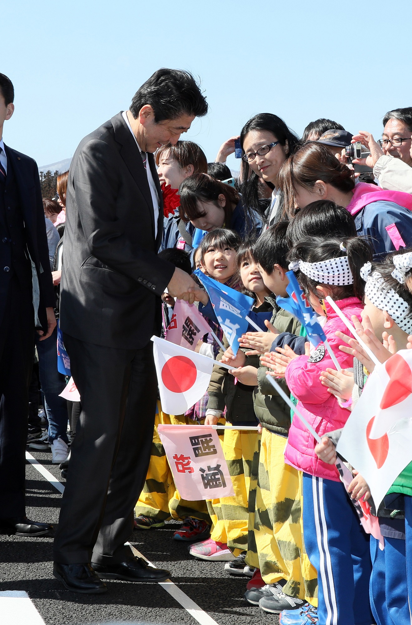 安倍总理访问了岩手县。