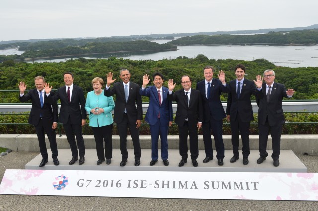 安倍总理为了召开G7伊势志摩峰会访问了三重县志摩市。