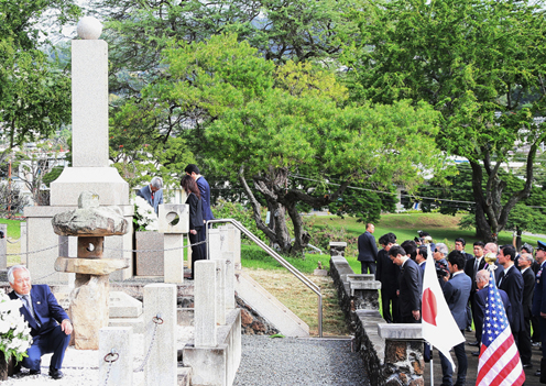 安倍总理访问了美利坚合众国的檀香山。