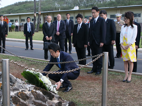 安倍总理访问了美利坚合众国的檀香山。