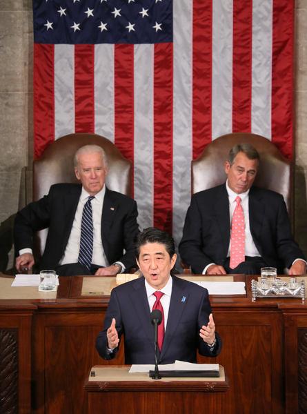 安倍总理在联邦议会参众两院联席会议上发表了演讲4