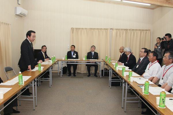 野田总理访问了福岛县。