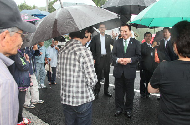 野田总理访问了福岛县。