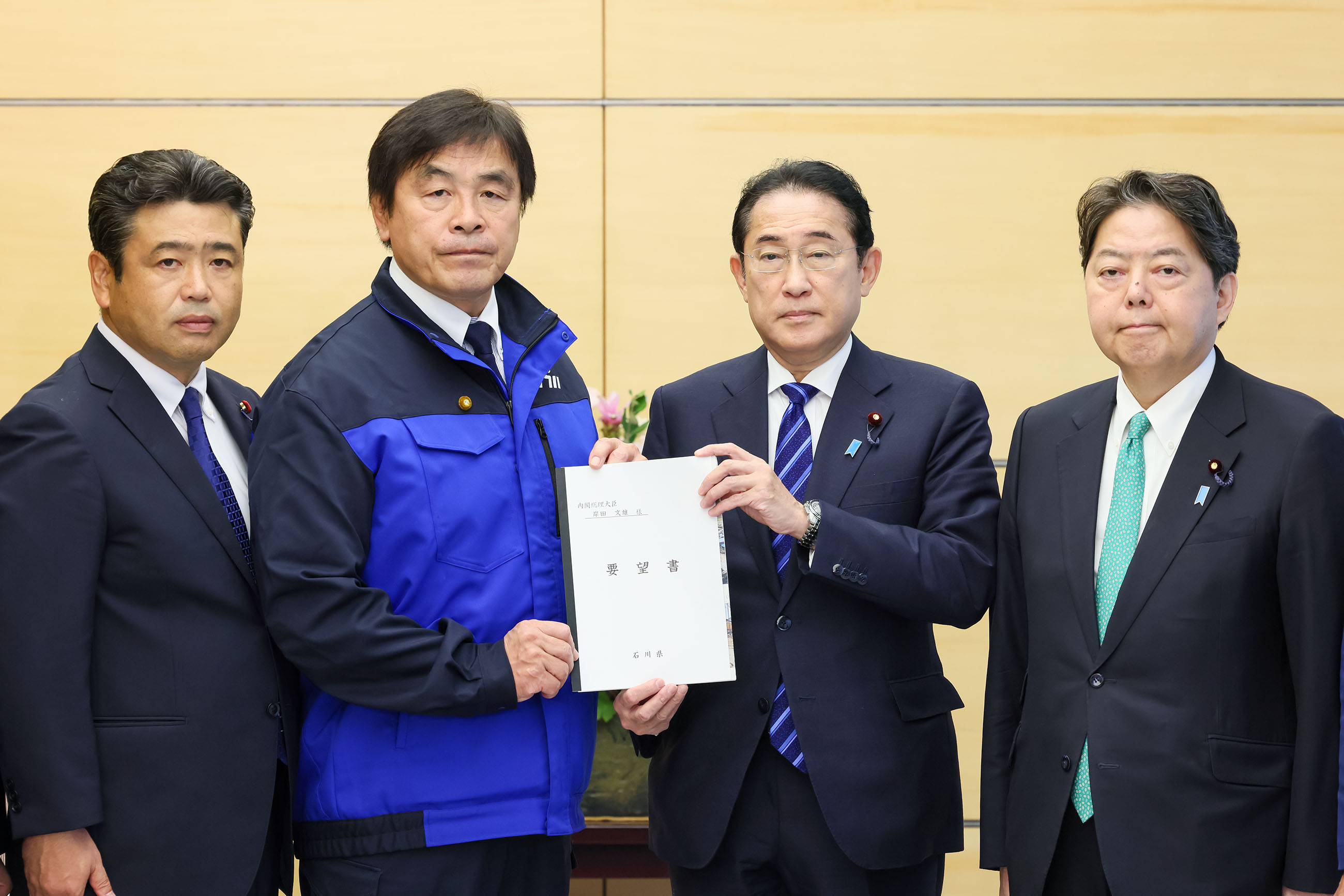 ９月２０日からの大雨に関する石川県知事による要望書手交