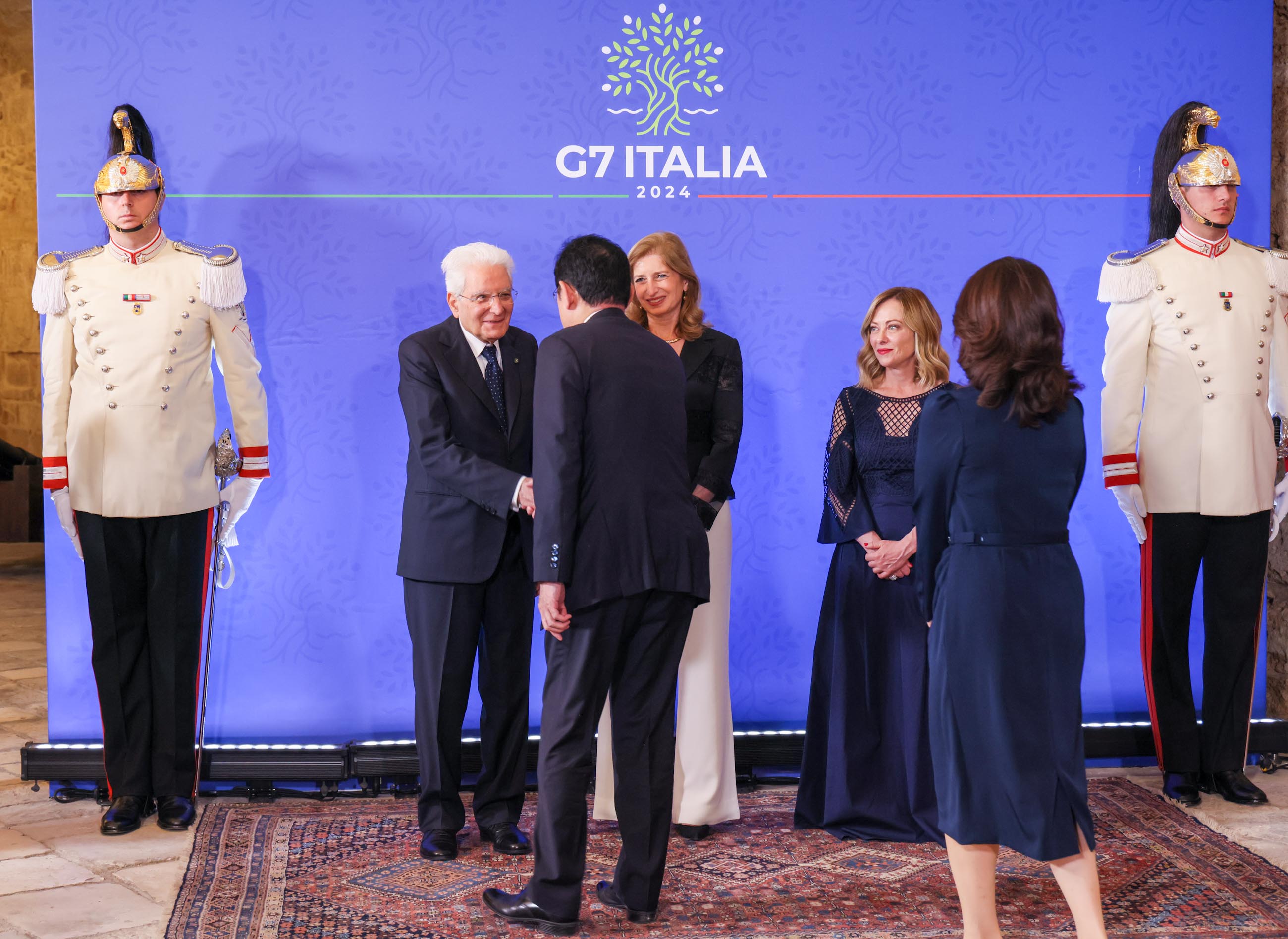 マッタレッラ伊大統領主催の歓迎セレモニーに出席する総理夫人２